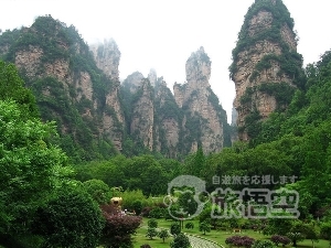 古城 鳳凰 と 映画 『 アバター 』 の世界 世界遺産 武陵源